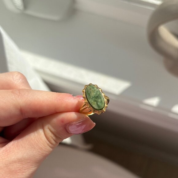 Coventry Green Jade Ring Size 4 Gold 1/20 12KT G.E. - Picture 6 of 11